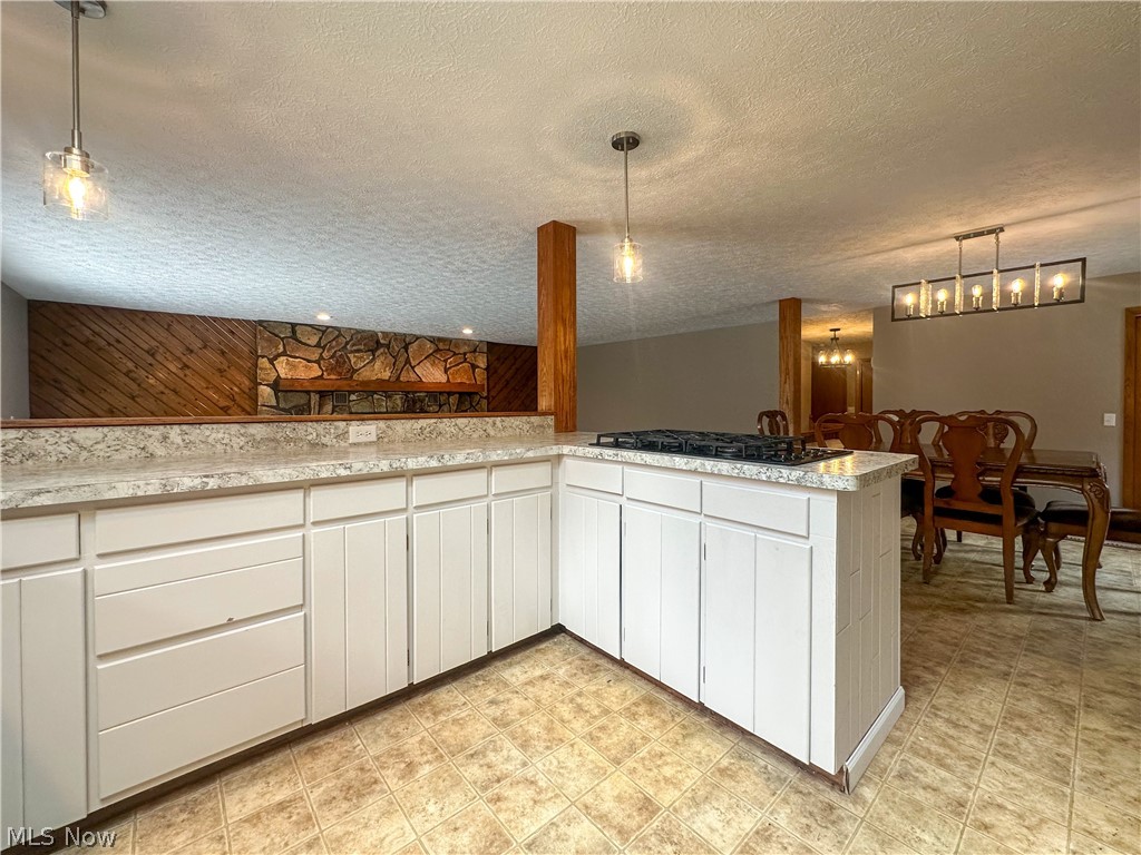 986 Bristol Champion Townline Road NE Bristolville OH 44402