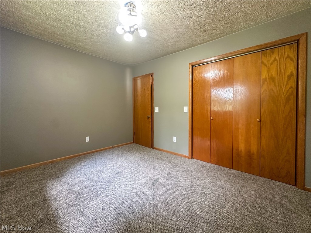 986 Bristol Champion Townline Road NE Bristolville OH 44402