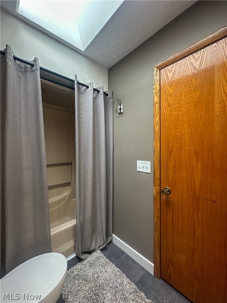 986 Bristol Champion Townline Road NE Bristolville OH 44402