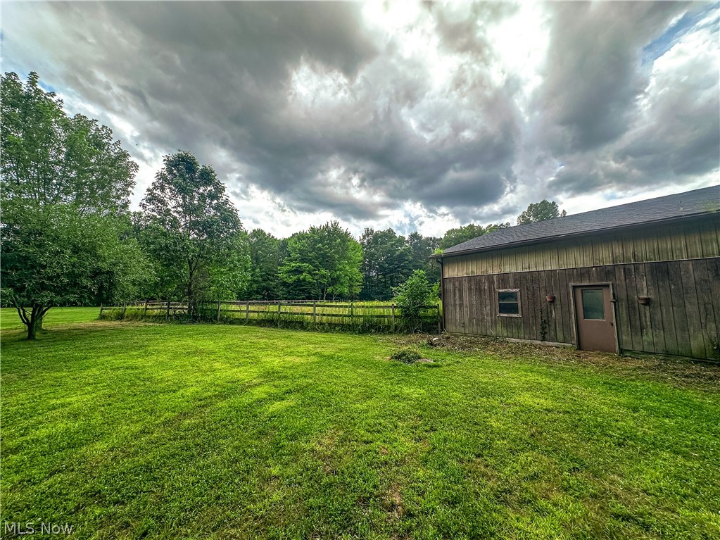 986 Bristol Champion Townline Road NE Bristolville OH 44402