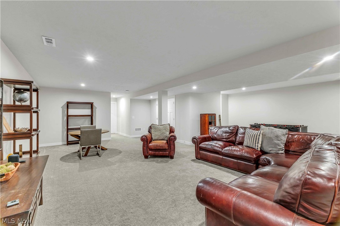 5320 Walnut Ridge Lane Sheffield Village OH 44054