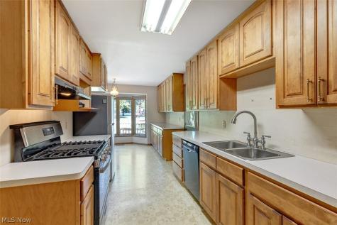 9985 Prospect Road Strongsville OH 44149