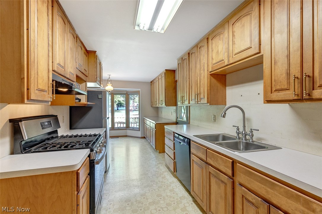 9985 Prospect Road Strongsville OH 44149