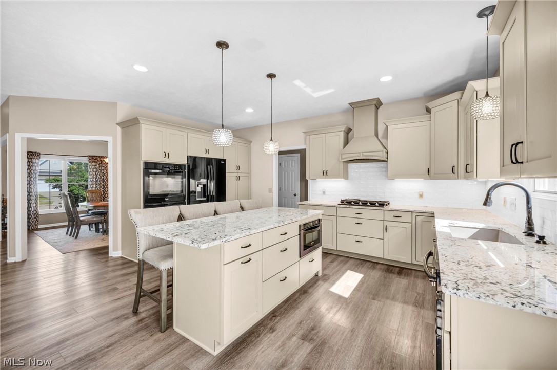 2285 N Bay Drive Willoughby OH 44094