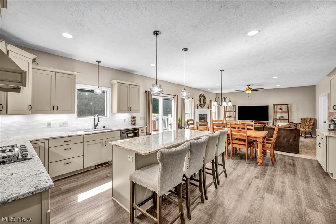 2285 N Bay Drive Willoughby OH 44094
