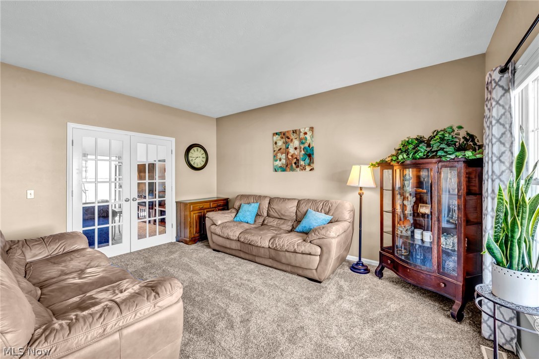2285 N Bay Drive Willoughby OH 44094