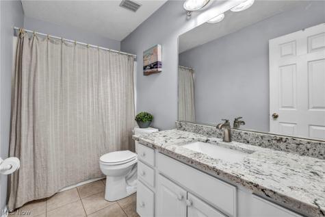 2285 N Bay Drive Willoughby OH 44094