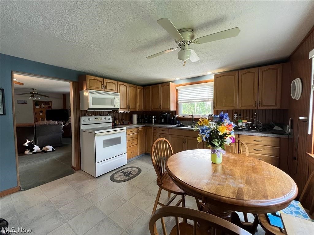 7344 State Route 7 Andover OH 44003