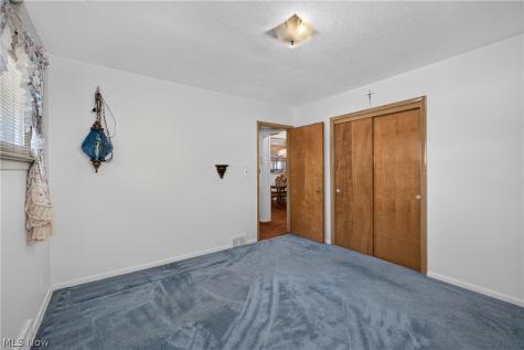 378 High Tee Street Willowick OH 44095
