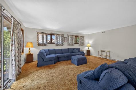 378 High Tee Street Willowick OH 44095