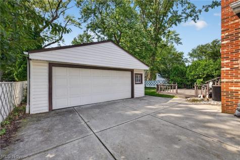 378 High Tee Street Willowick OH 44095