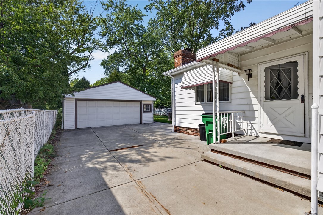 378 High Tee Street Willowick OH 44095