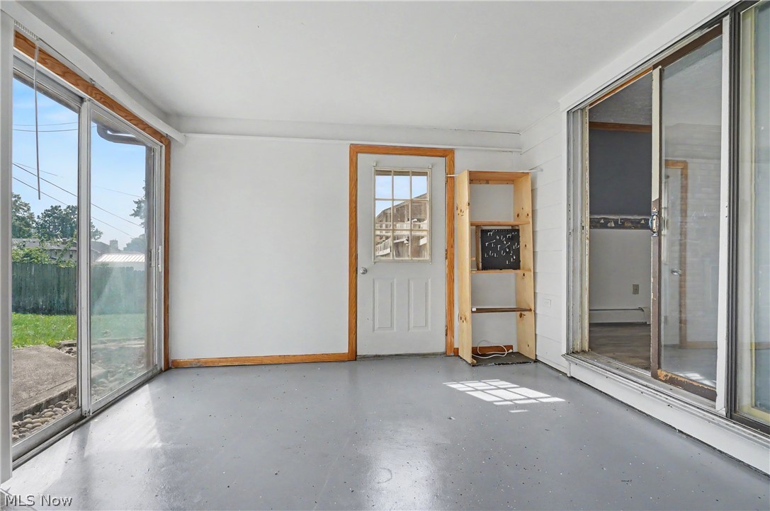8524 Sleepy Hollow Drive NE Warren OH 44484