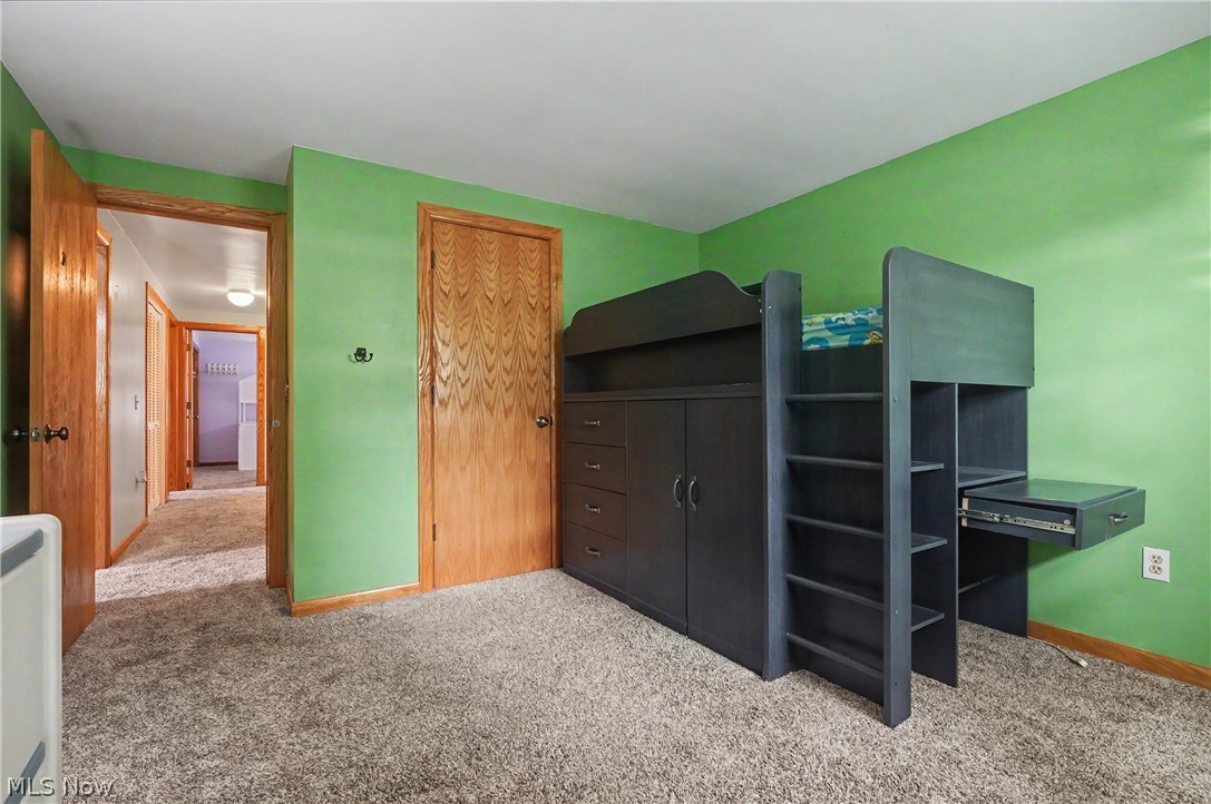 8524 Sleepy Hollow Drive NE Warren OH 44484