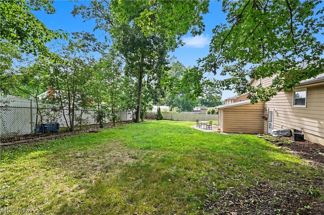 8524 Sleepy Hollow Drive NE Warren OH 44484