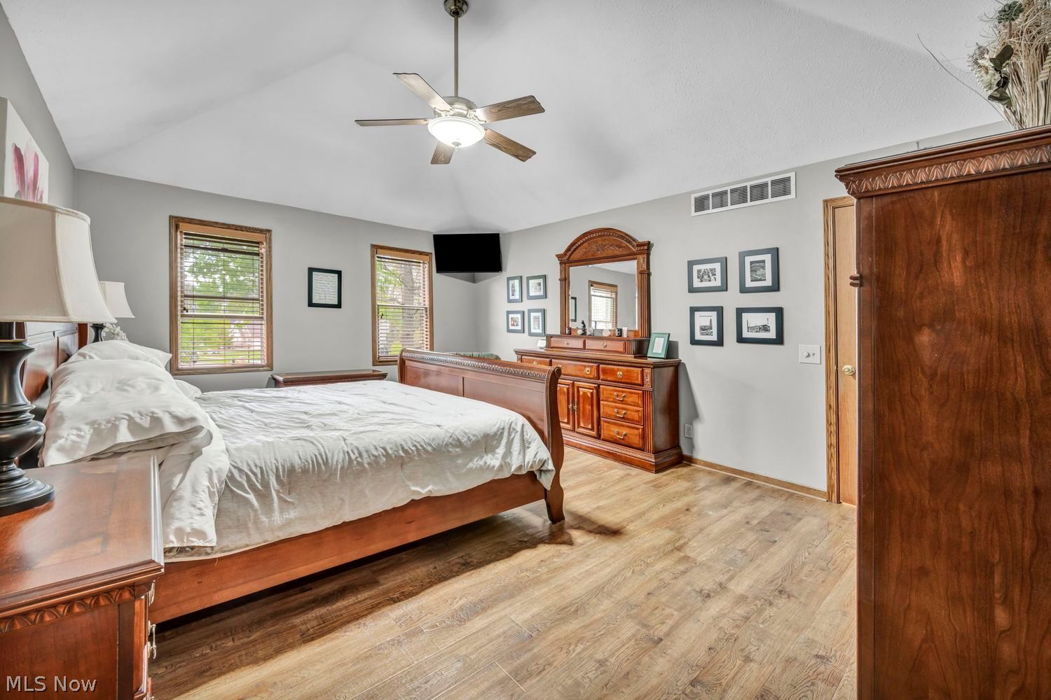2741 Timberwood Drive Broadview Heights OH 44147