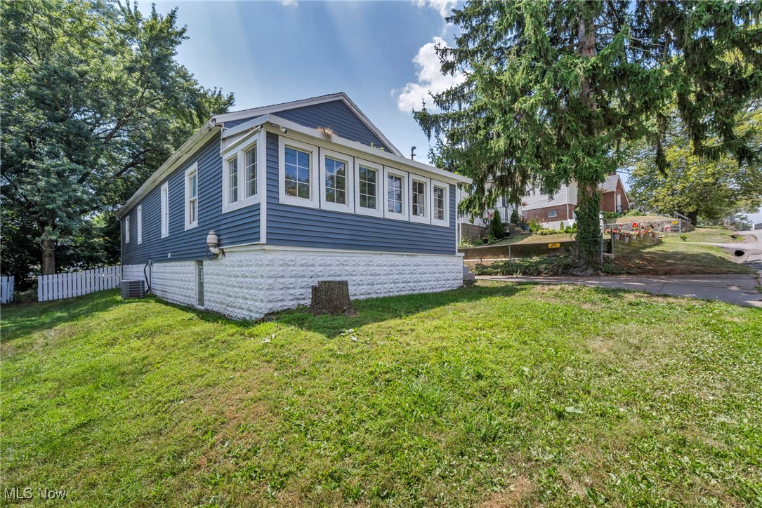 364 Rexford Street Akron OH 44314