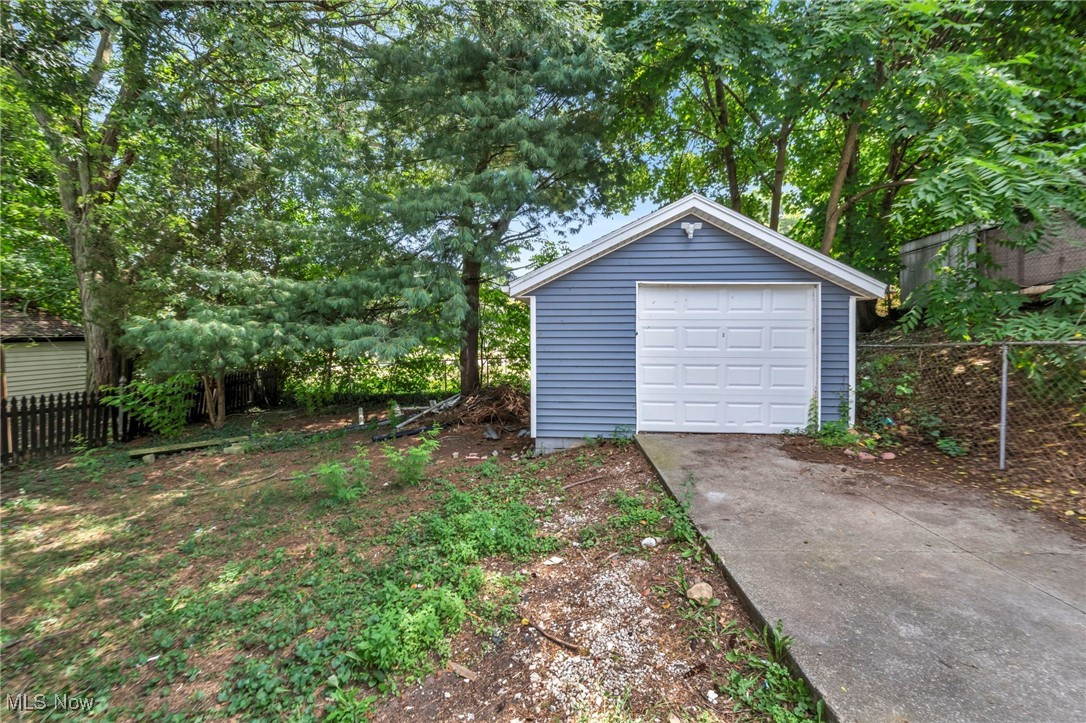 364 Rexford Street Akron OH 44314