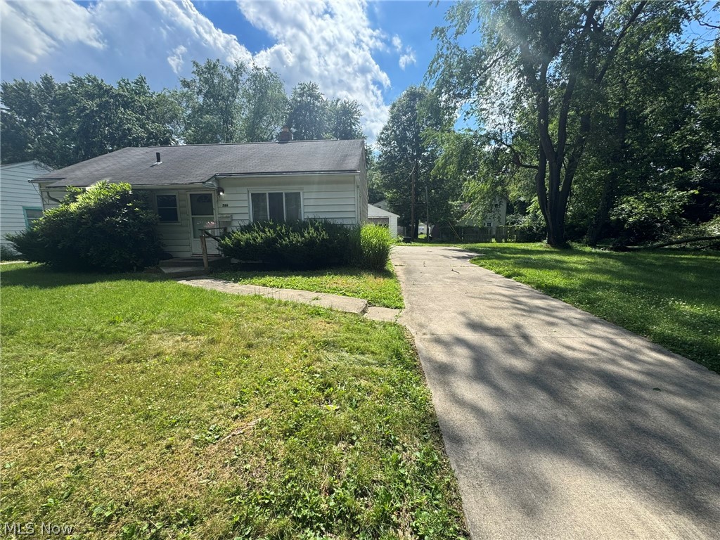 766 Valdes Avenue Akron OH 44320