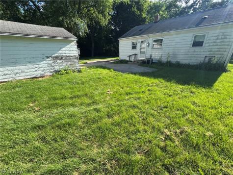 766 Valdes Avenue Akron OH 44320