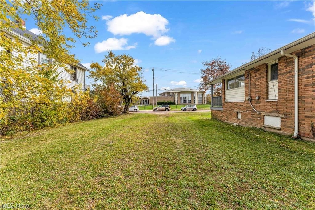 664 E 162nd Street Cleveland OH 44110