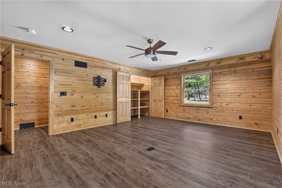 12881 Akron Canfield Road North Jackson OH 44451