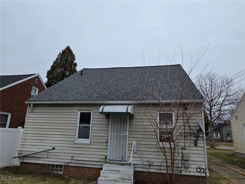 3852 Lee Heights Boulevard Cleveland OH 44128