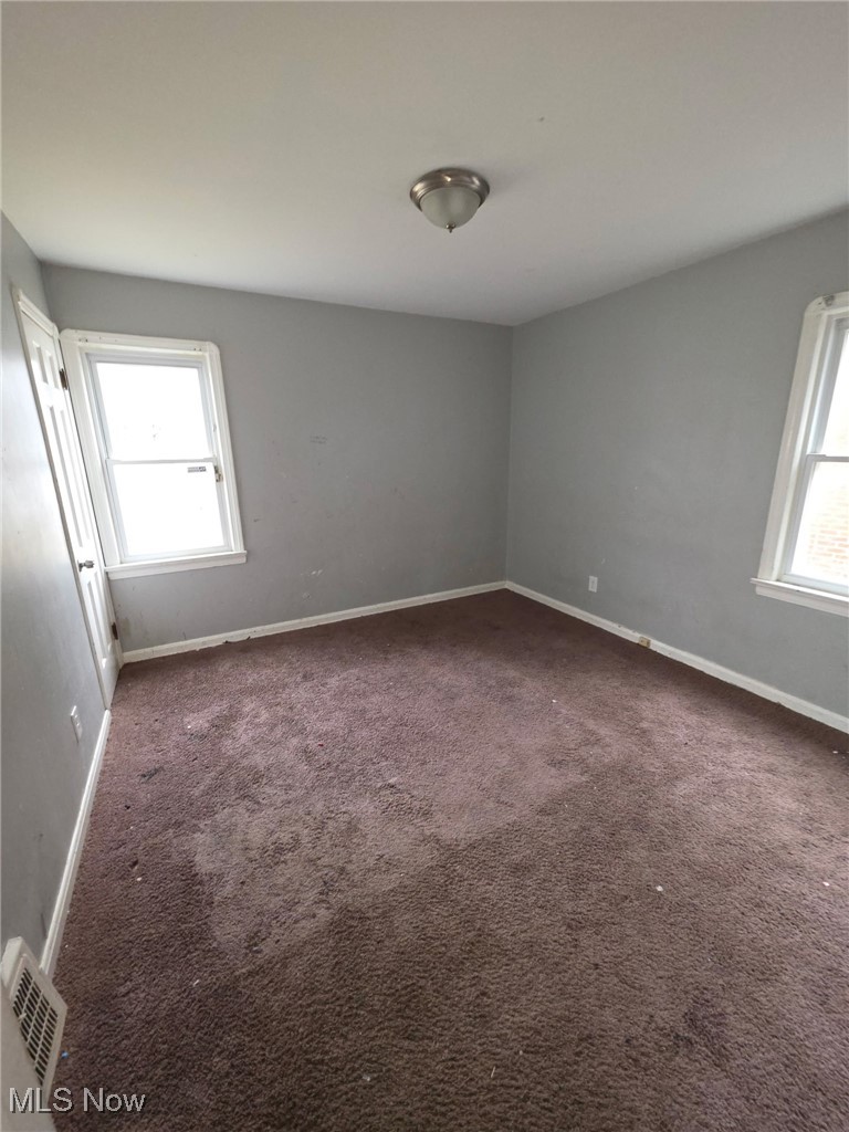 3852 Lee Heights Boulevard Cleveland OH 44128