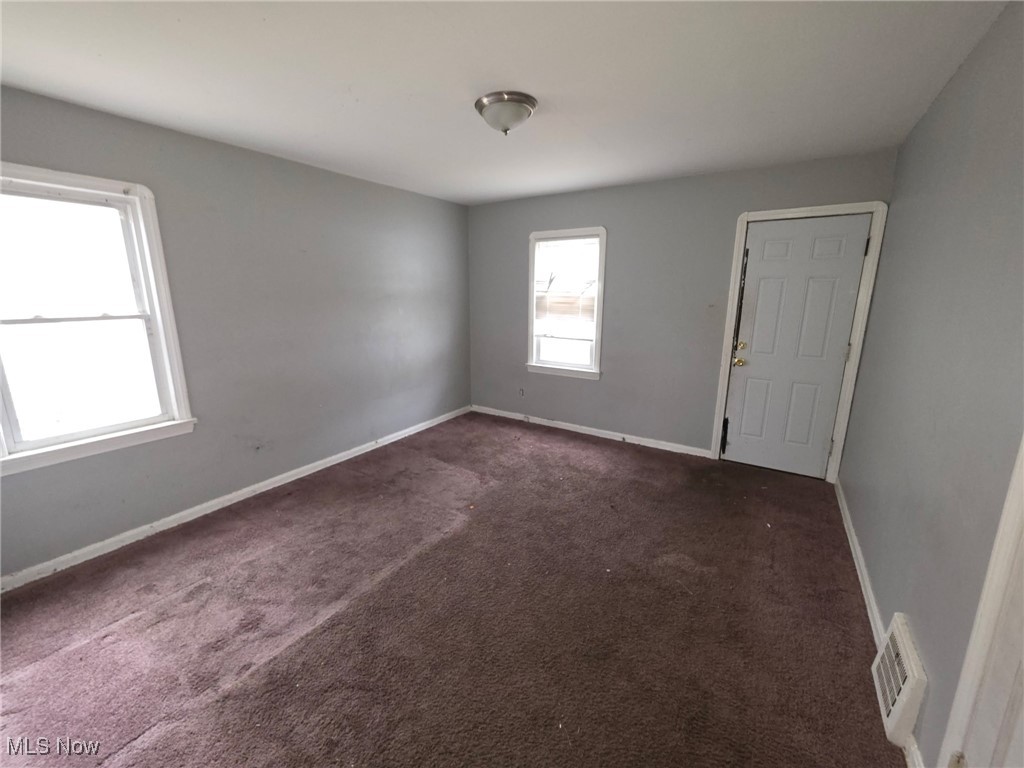 3852 Lee Heights Boulevard Cleveland OH 44128