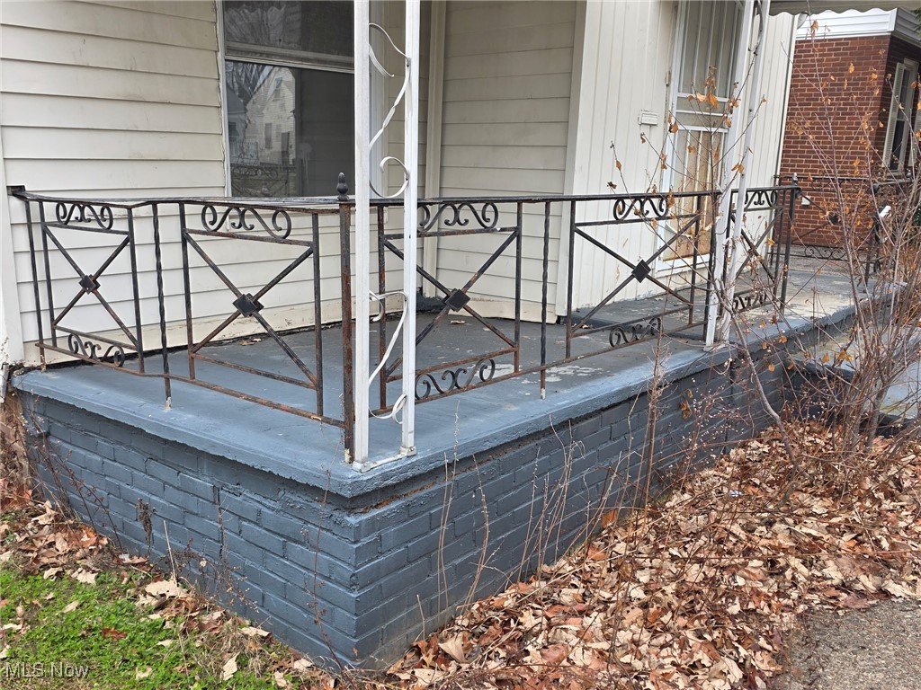 3852 Lee Heights Boulevard Cleveland OH 44128