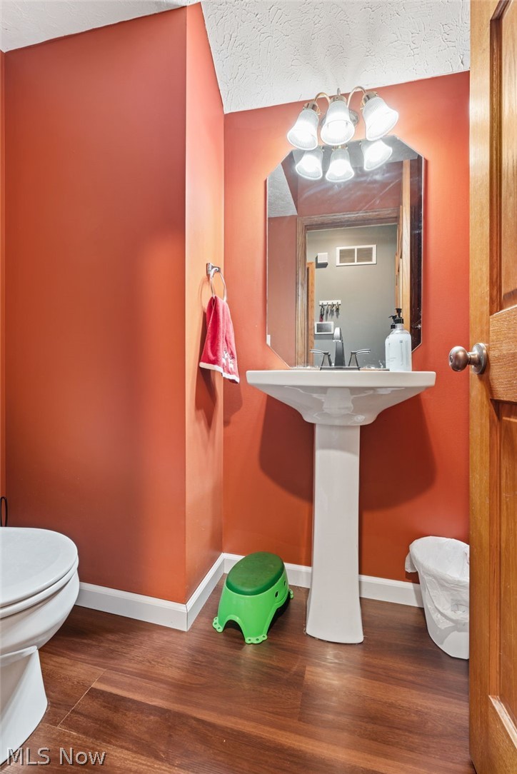 5384 Villarose Avenue NW Massillon OH 44647