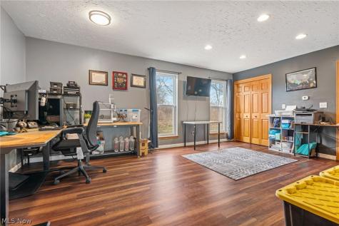 5384 Villarose Avenue NW Massillon OH 44647
