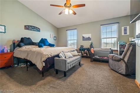 5384 Villarose Avenue NW Massillon OH 44647