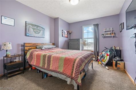 5384 Villarose Avenue NW Massillon OH 44647