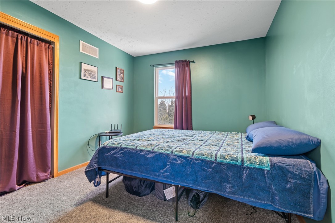 5384 Villarose Avenue NW Massillon OH 44647