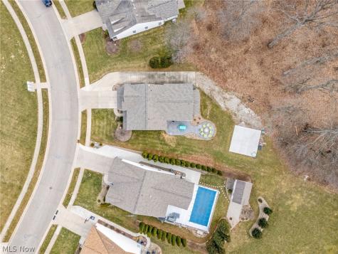 5384 Villarose Avenue NW Massillon OH 44647