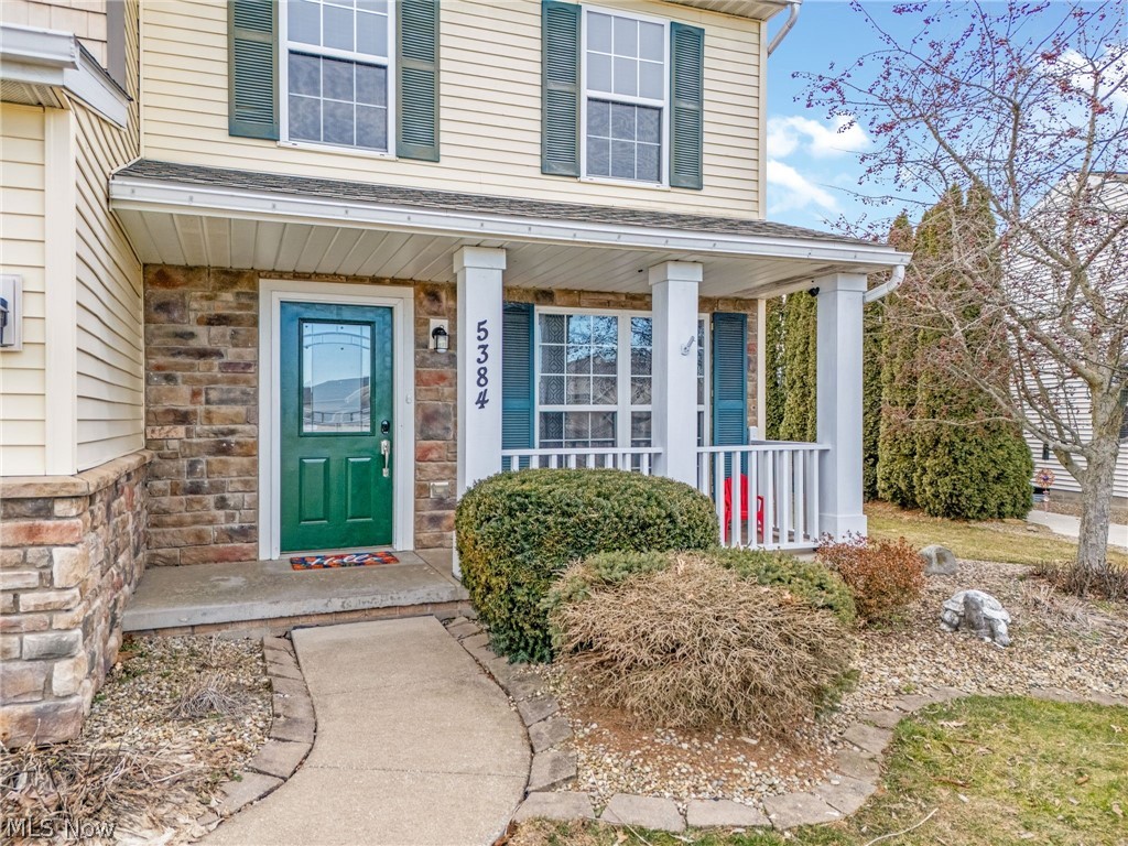 5384 Villarose Avenue NW Massillon OH 44647