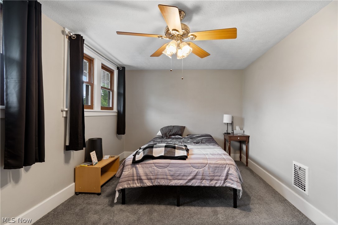 2206 S Linden Avenue Alliance OH 44601