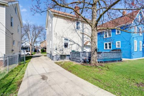 4691 Burleigh Road Garfield Heights OH 44125