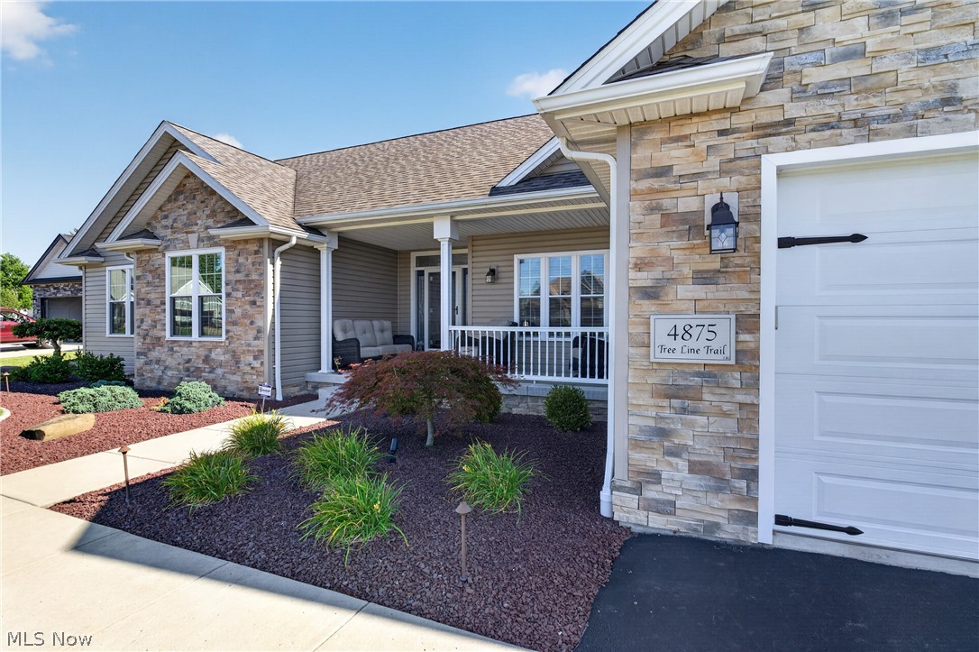 4875 Tree Line Trail New Middletown OH 44442