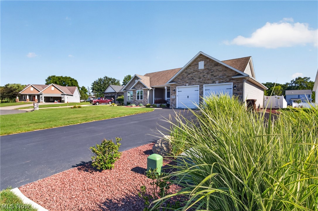 4875 Tree Line Trail New Middletown OH 44442