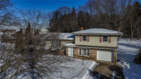 3475 Heckman Street NW Uniontown OH 44685