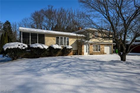 3475 Heckman Street NW Uniontown OH 44685