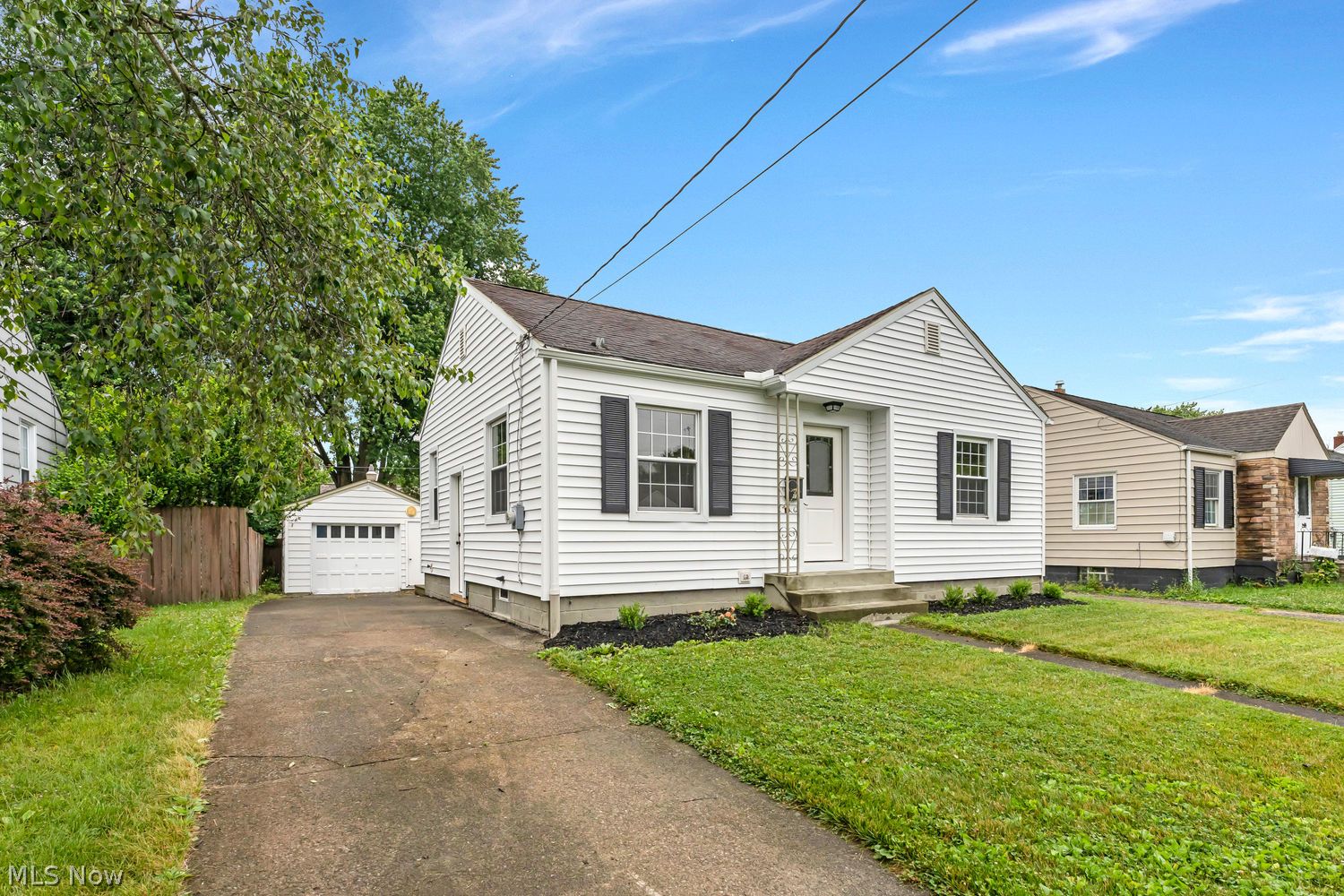 723 Packard Street NW Warren OH 44483