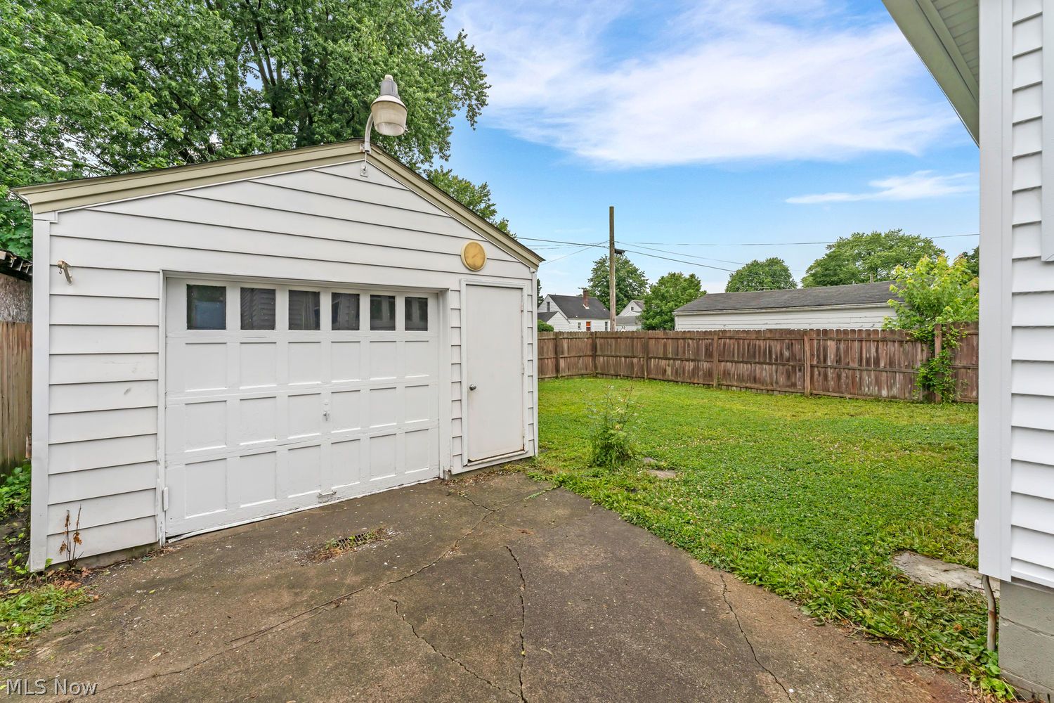 723 Packard Street NW Warren OH 44483
