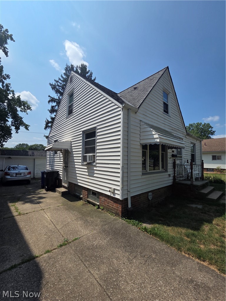 1715 Merl Avenue Cleveland OH 44109