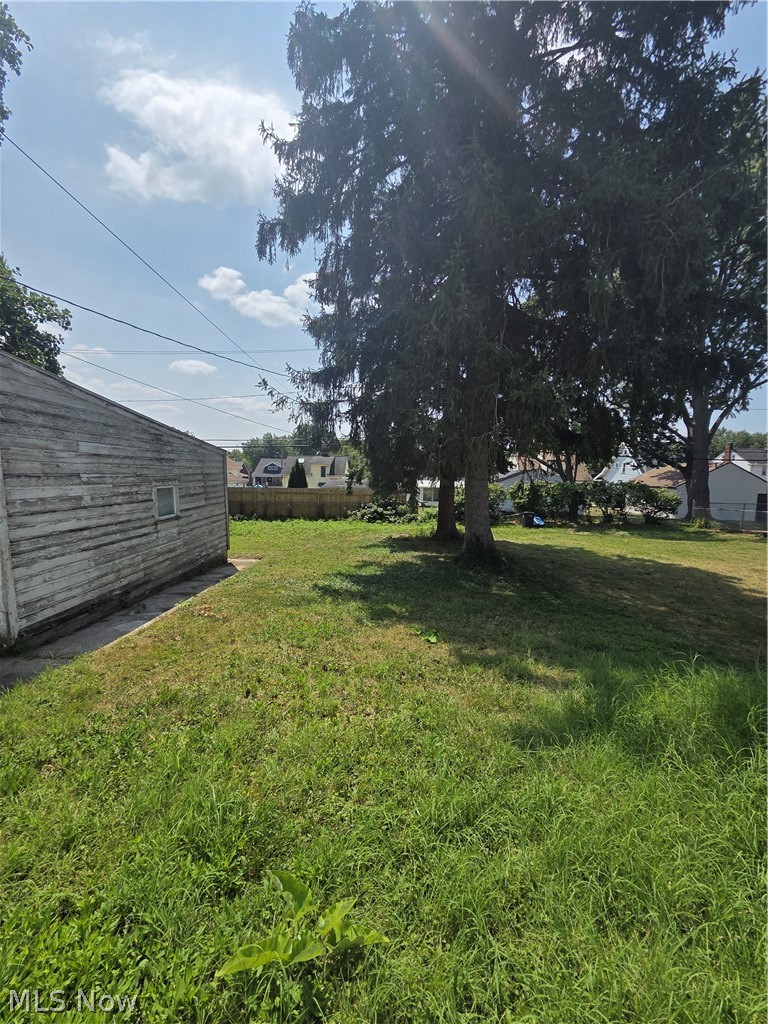 1715 Merl Avenue Cleveland OH 44109