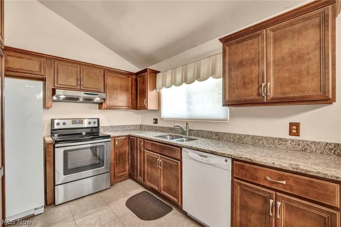 14121 Donald Drive Brook Park OH 44142