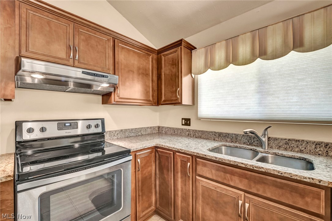 14121 Donald Drive Brook Park OH 44142