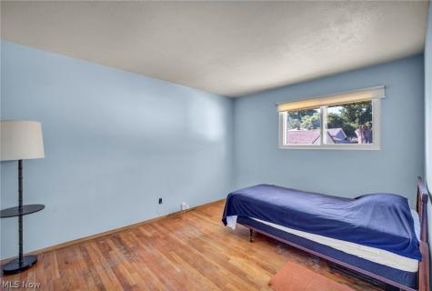 14121 Donald Drive Brook Park OH 44142
